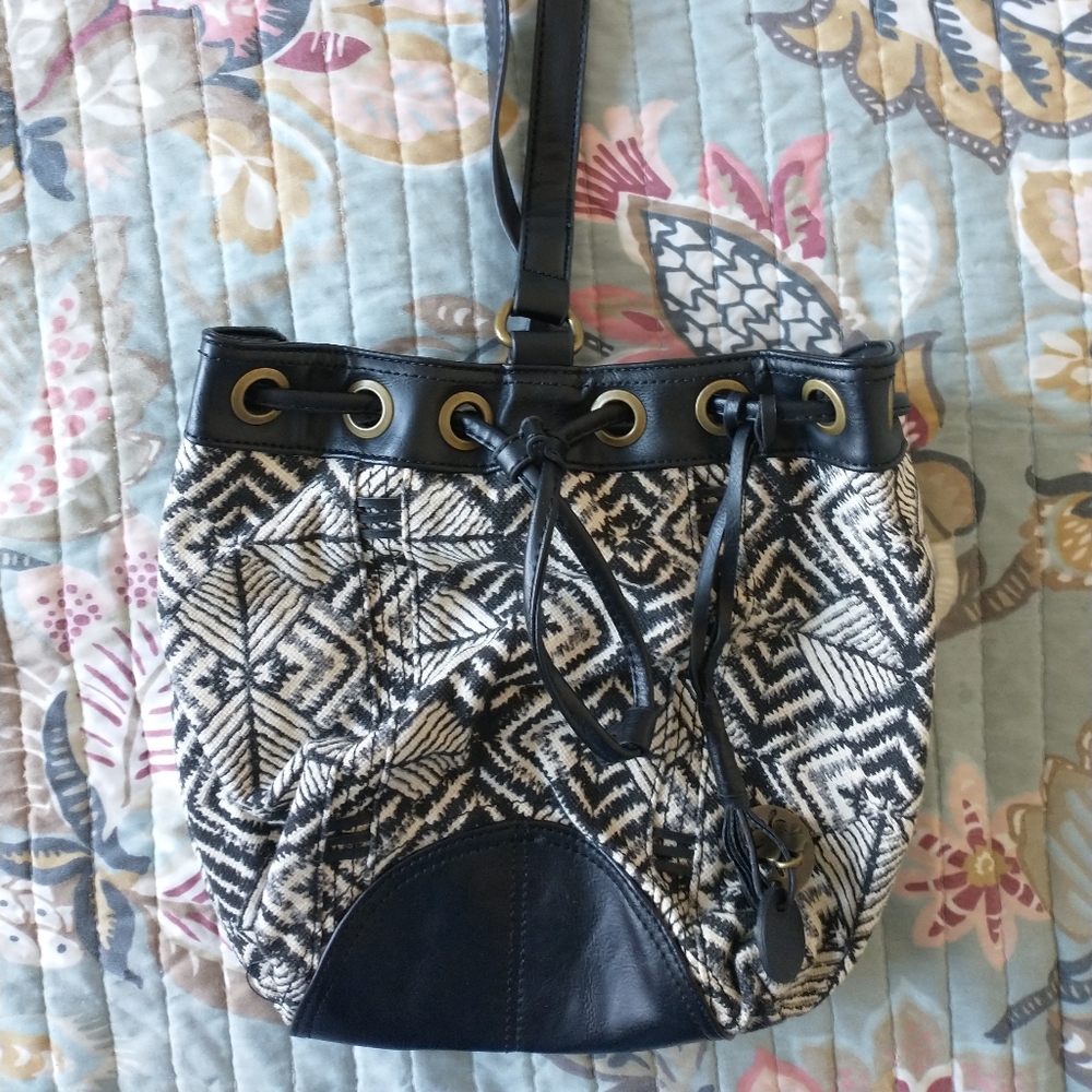Lucky Brand black and white small canvas sling bag